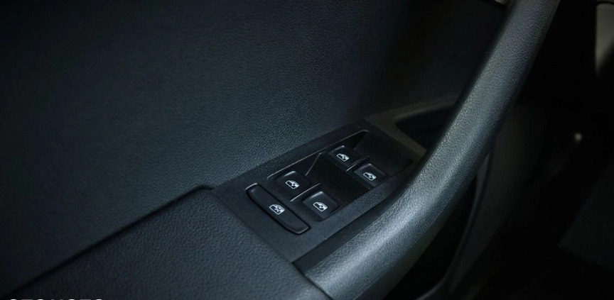 Skoda Octavia cena 55900 przebieg: 182000, rok produkcji 2016 z Słupca małe 352